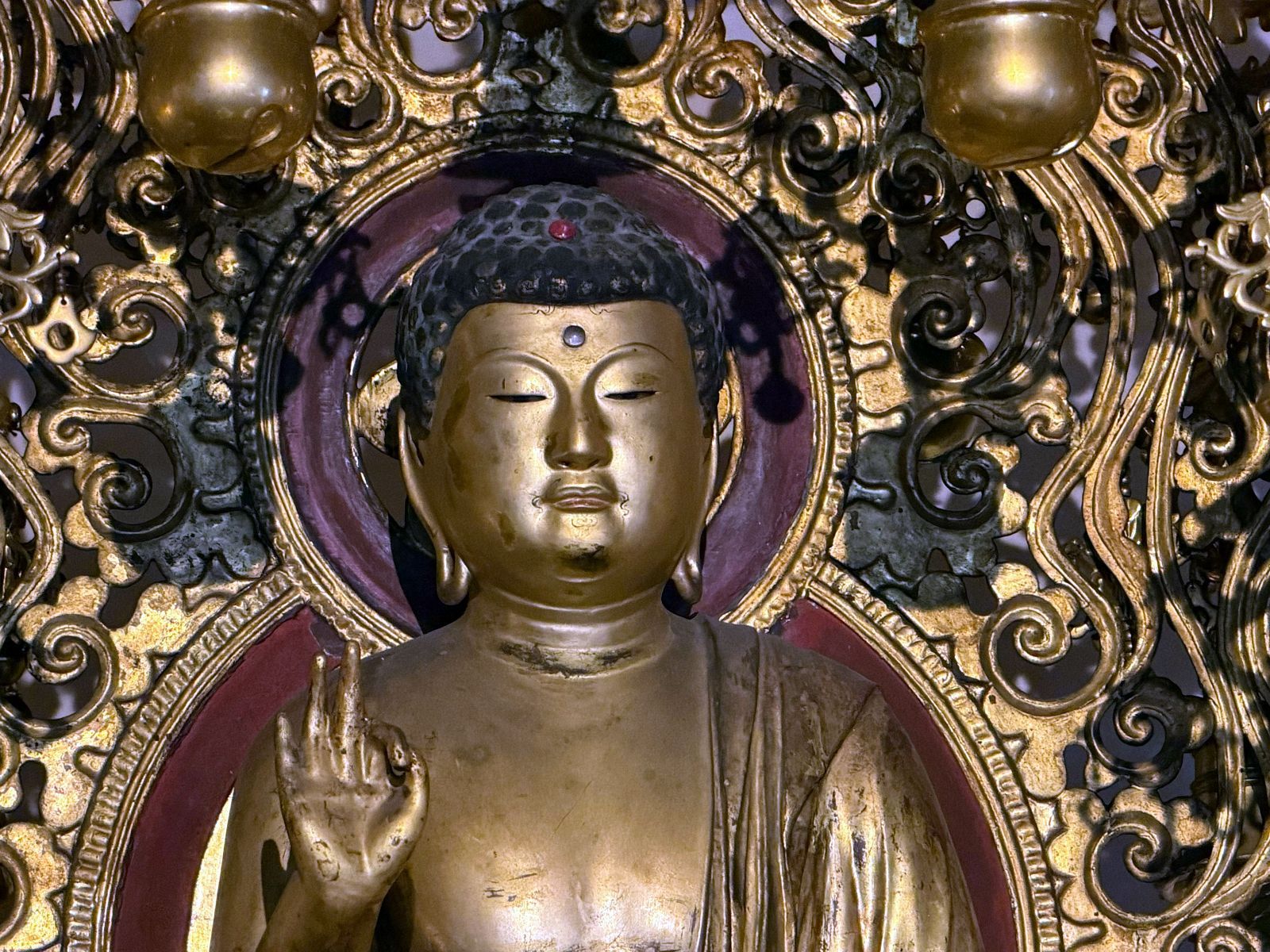 ご本尊（お顔）